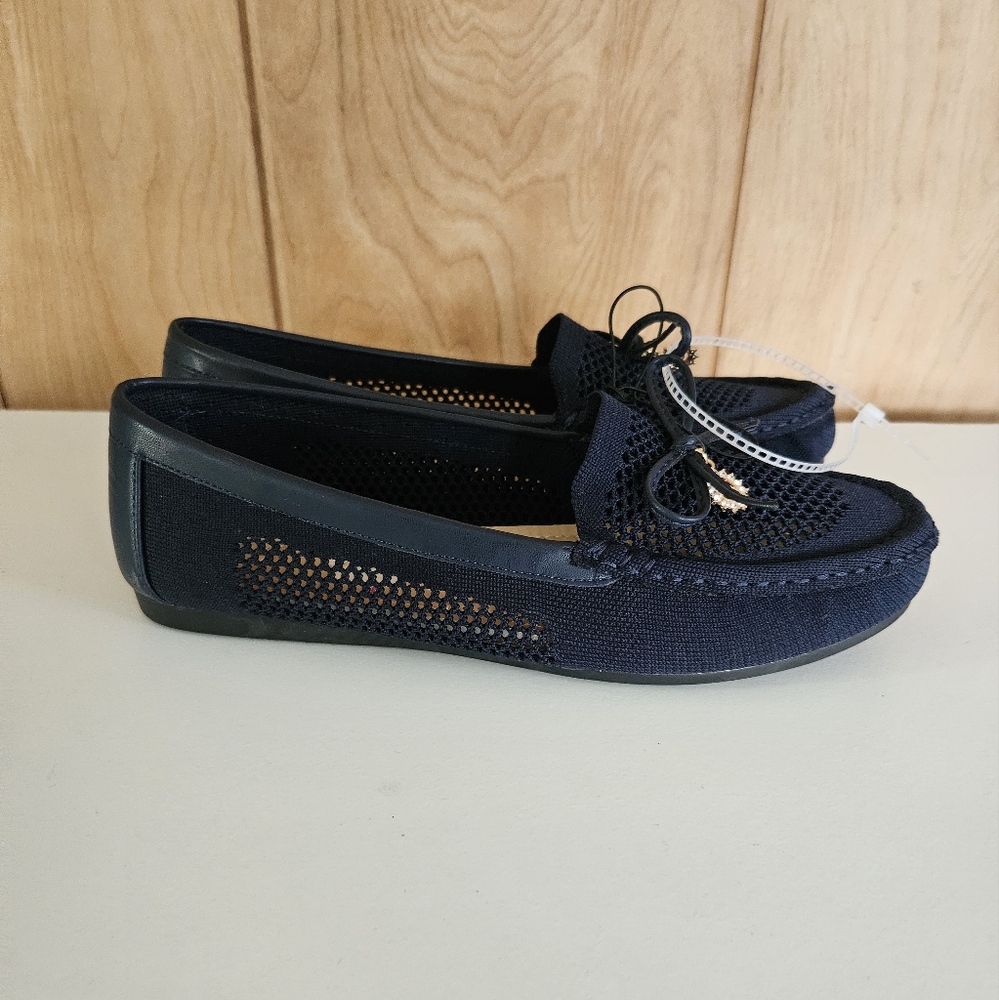 CG Shoes Women's Slip On Flats Model: Branda In Blue Size 9 W New No Box